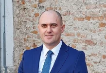 Dabro postavio ultimatum: “Odlazim iz Sabora, ali pod jednim uvjetom!” Koalicija pred raspadom? Dabro postavio ultimatum: “Odlazim iz Sabora, ali pod jednim uvjetom!” Koalicija pred raspadom?
