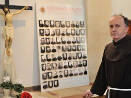Fra Miljenko Stojić: “Kosti žrtava komunizma izlaze na svjetlo dana i svjedoče istinu” Fra Miljenko Stojić: “Kosti žrtava komunizma izlaze na svjetlo dana i svjedoče istinu”